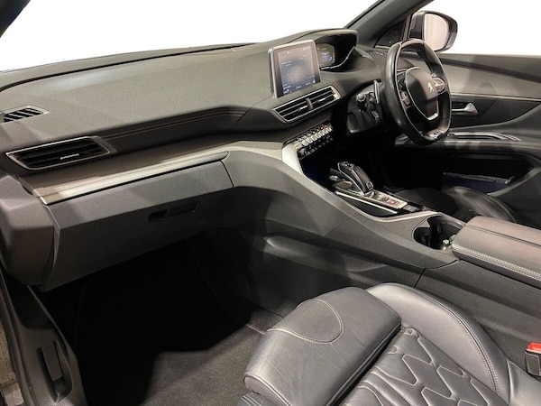 Used Peugeot 3008 2019 for sale - 76210277: Photo 14