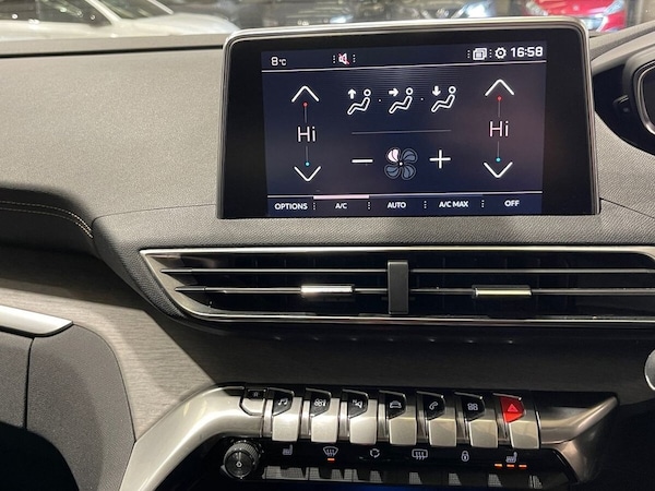 Used Peugeot 3008 2019 for sale - 76210277: Photo 16