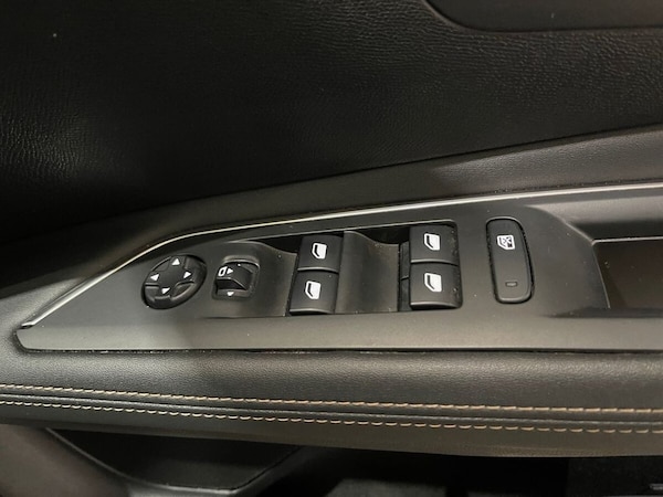 Used Peugeot 3008 2019 for sale - 76210277: Photo 17