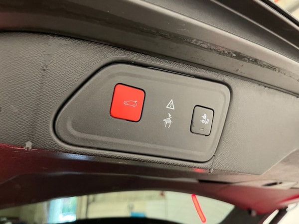 Used Peugeot 3008 2019 for sale - 76210277: Photo 28