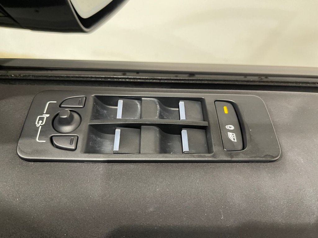Used Land Rover Discovery Sport 2021 for sale - 76092486: Photo 18