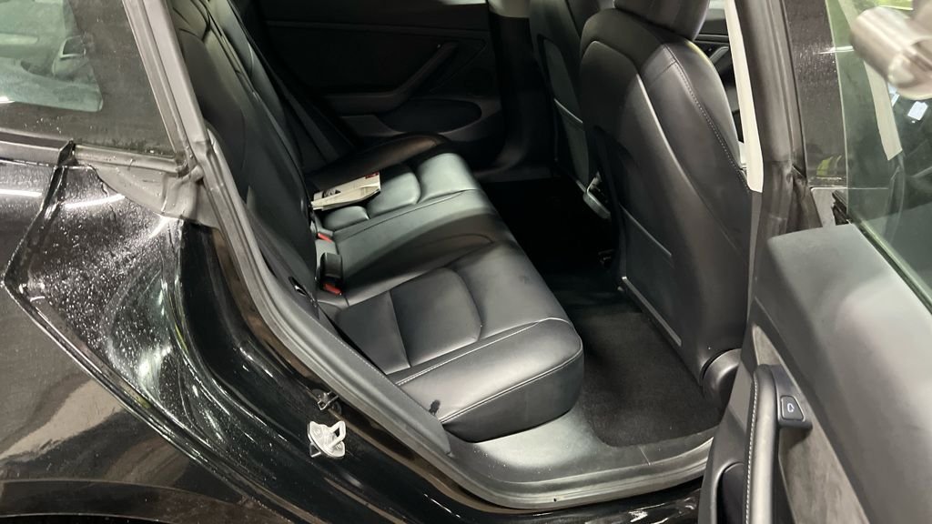 Used Tesla Model 3 2020 for sale - 76950588: Photo 8