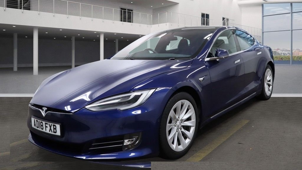 Used Tesla Model S 2018 for sale - 76345443: Photo 2