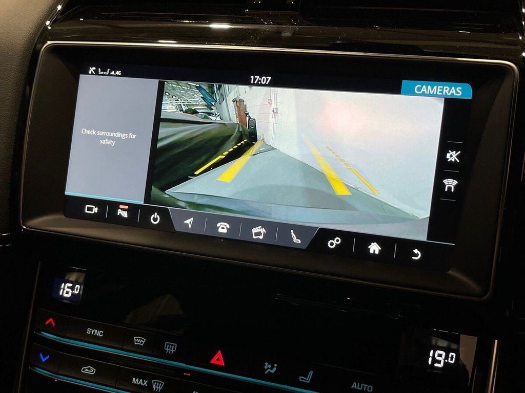 Used Jaguar XE 2019 for sale - 77820457: Photo 22