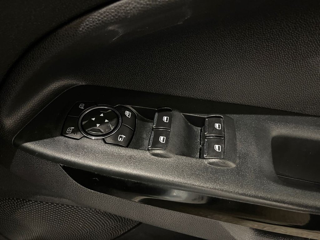 Used Ford Ecosport 2018 for sale - 76454629: Photo 18