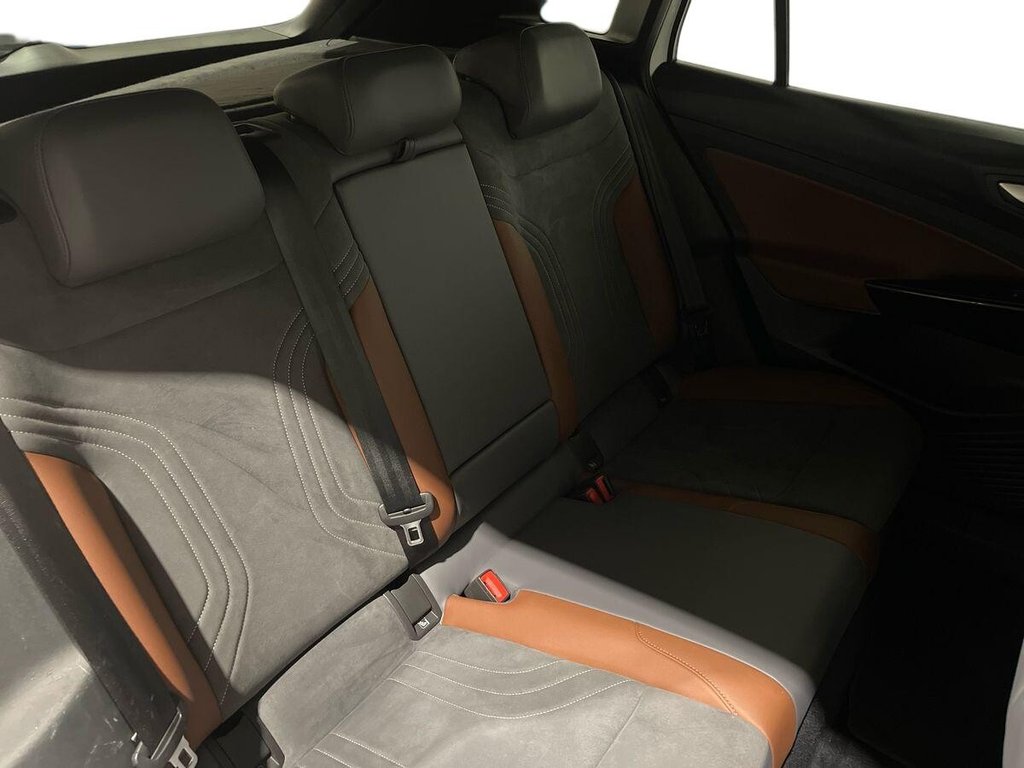 Used Volkswagen ID.4 2021 for sale - 76665635: Photo 27