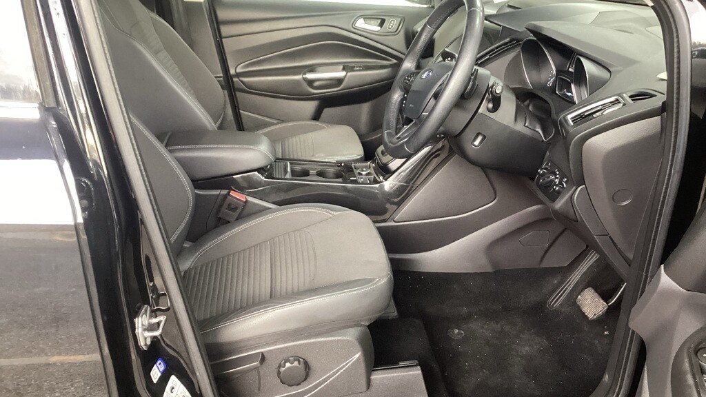 Used Ford Kuga 2018 for sale - 77236452: Photo 15