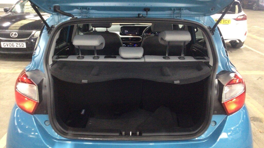 Used Hyundai i10 2023 for sale - 77734603: Photo 12