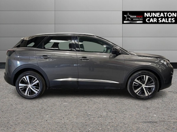 Used Peugeot 3008 2020 for sale - 75335964: Photo 2