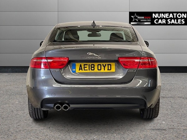Used Jaguar XE 2018 for sale - 75596796: Photo 4