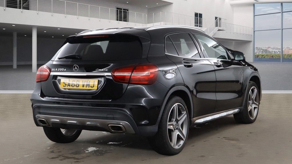 Used Mercedes-Benz GLA 2018 for sale - 76731149: Photo 4