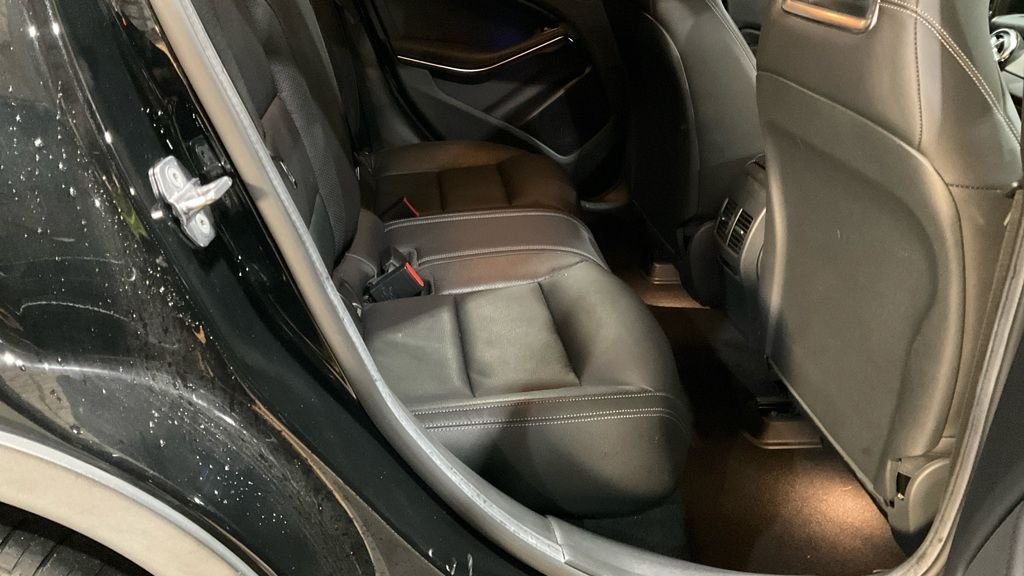 Used Mercedes-Benz GLA 2018 for sale - 76731149: Photo 8