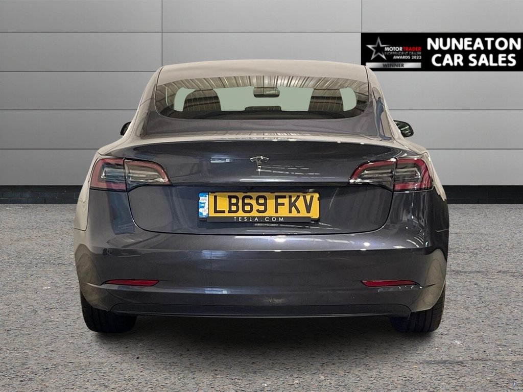 Used Tesla Model 3 2019 for sale - 76635478: Photo 4