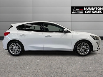 Used Ford Focus 2021 for sale - 75335978: Photo