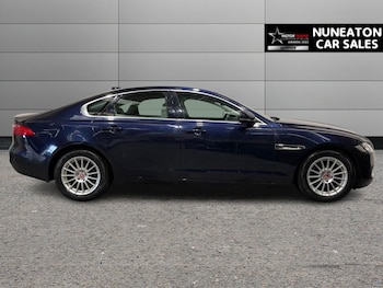 Used Jaguar XF 2018 for sale - 76698505: Photo