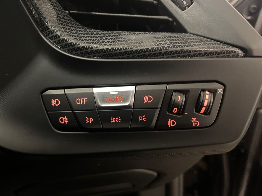 Used BMW 1 Series 2020 for sale - 77263109: Photo 31