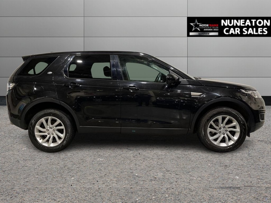 Used Land Rover Discovery Sport 2018 for sale - 76547168: Photo 2