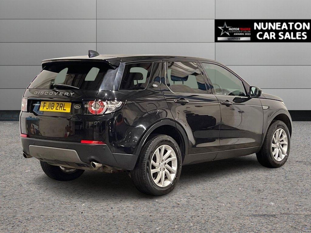 Used Land Rover Discovery Sport 2018 for sale - 76547168: Photo 3