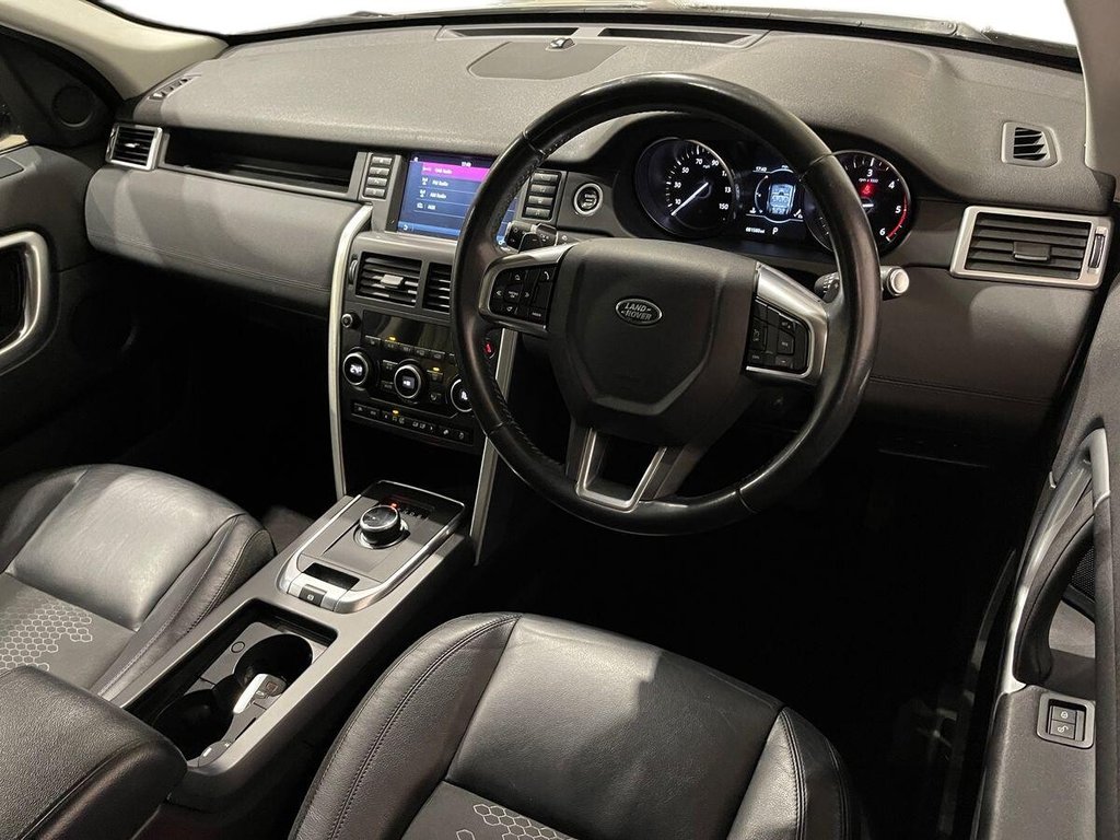 Used Land Rover Discovery Sport 2018 for sale - 76547168: Photo 9