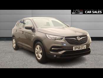 2019 (68) - 1.2 Turbo GPF SE SUV 5dr Petrol Manual Euro 6 (s/s) (130 ps)