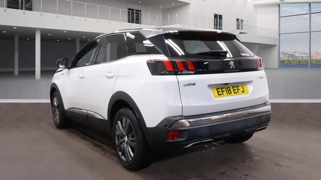 Used Peugeot 3008 2018 for sale - 76642708: Photo 3