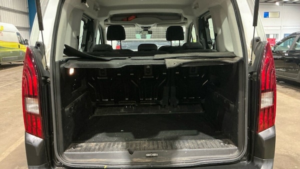 Used Peugeot Rifter 2019 for sale - 75286489: Photo 11