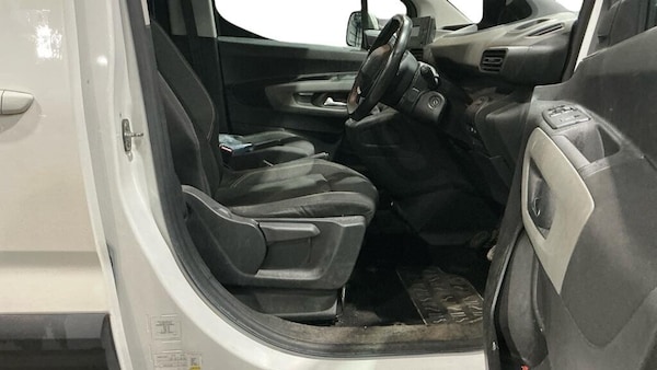 Used Peugeot Rifter 2019 for sale - 75286489: Photo 7