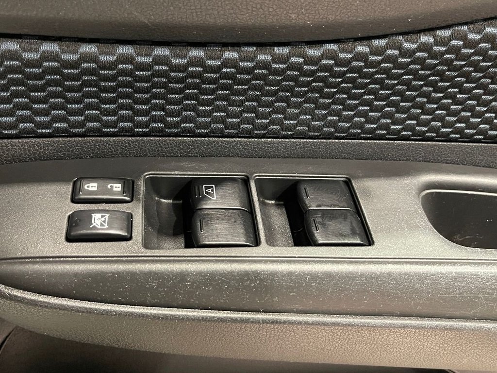 Used Nissan Note 2014 for sale - 77399871: Photo 13