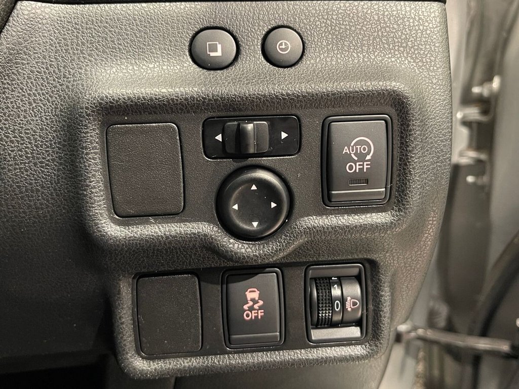 Used Nissan Note 2014 for sale - 77399871: Photo 26