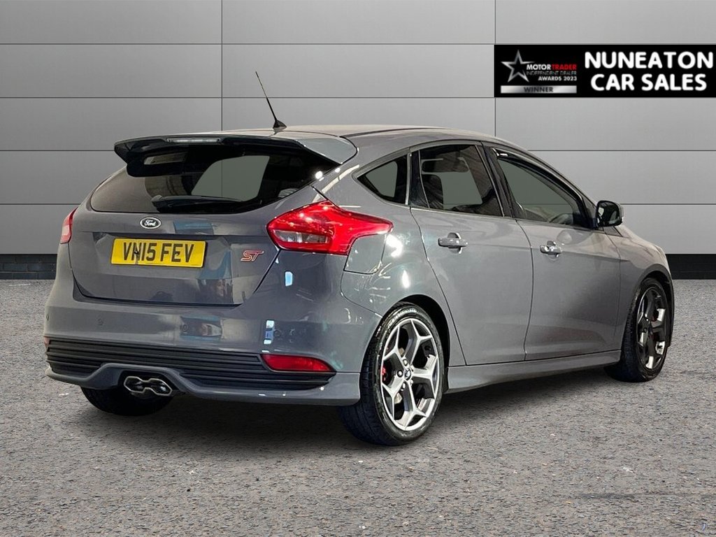 Used Ford Focus 2015 for sale - 77263571: Photo 3