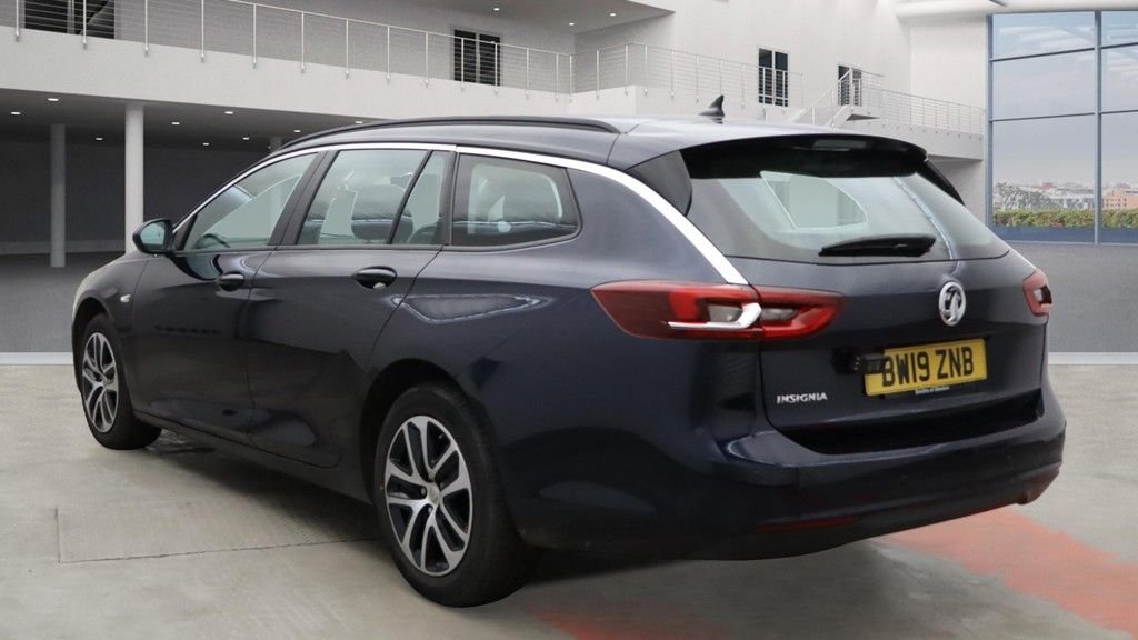 Used Vauxhall Insignia 2019 for sale - 76848246: Photo 3