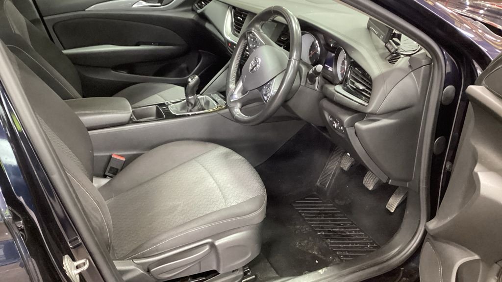 Used Vauxhall Insignia 2019 for sale - 76848246: Photo 9