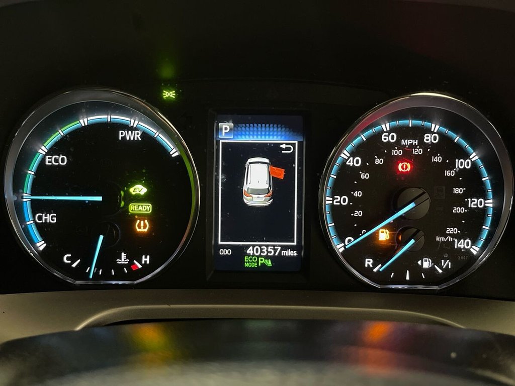 Used Toyota RAV4 2018 for sale - 76848143: Photo 23