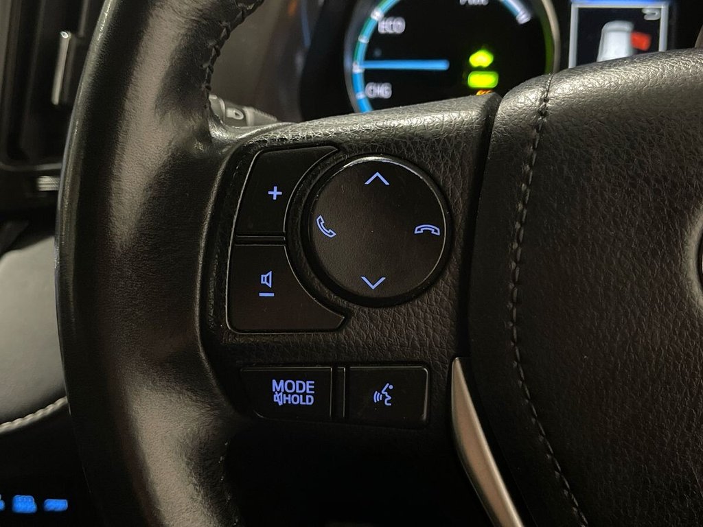 Used Toyota RAV4 2018 for sale - 76848143: Photo 24