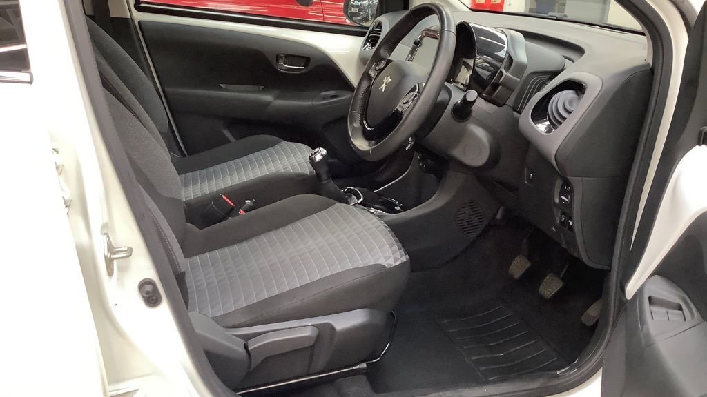 Used Peugeot 108 2021 for sale - 76482319: Photo 9