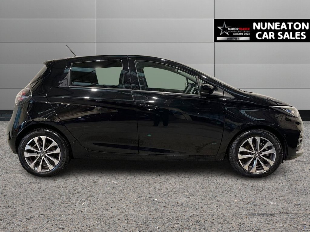 Used Renault Zoe 2021 for sale - 76768506: Photo 2