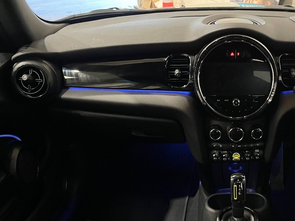 Used MINI Electric Hatch 2021 for sale - 76610259: Photo 14