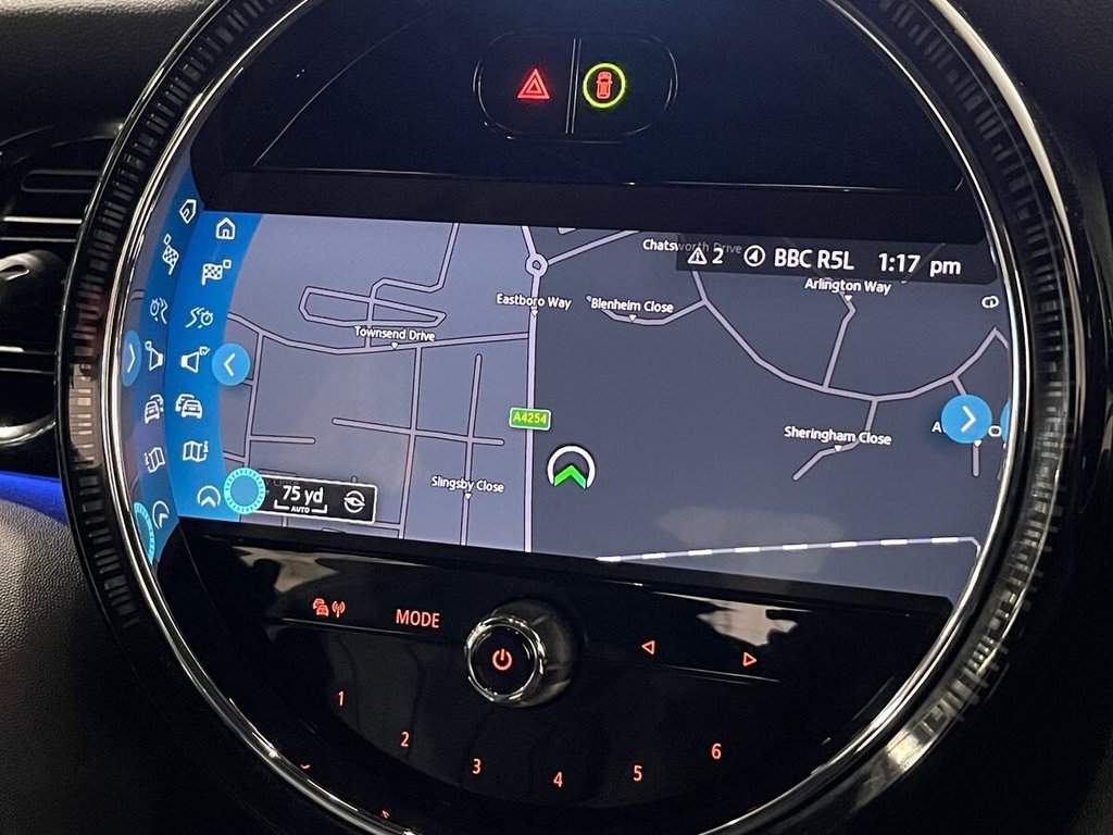 Used MINI Electric Hatch 2021 for sale - 76610259: Photo 17