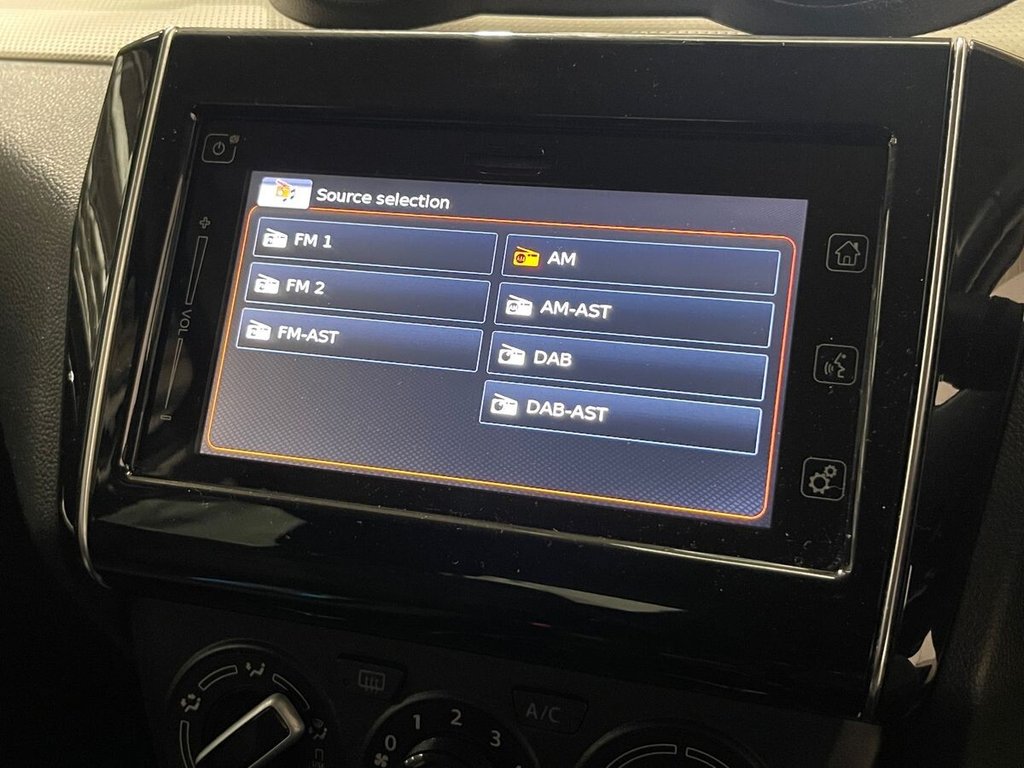 Used Suzuki Swift 2018 for sale - 77301947: Photo 11