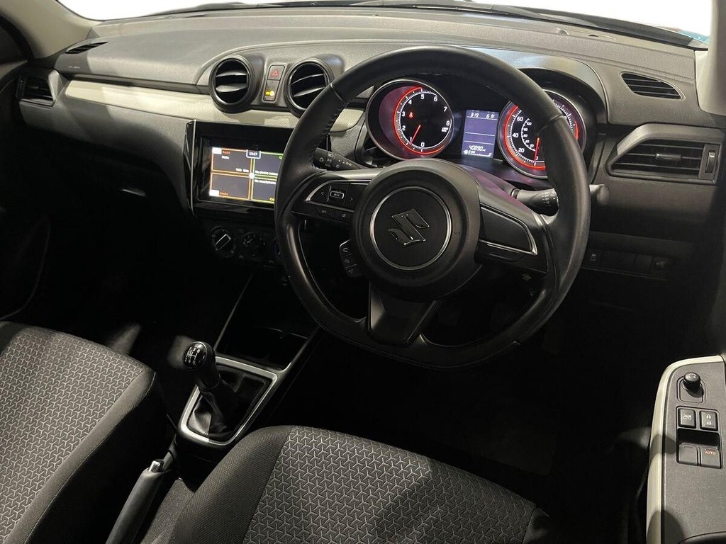 Used Suzuki Swift 2018 for sale - 77301947: Photo 9