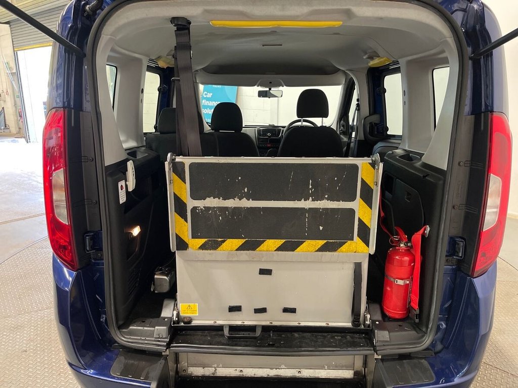 Used Fiat Doblo 2017 for sale - 76591168: Photo 26