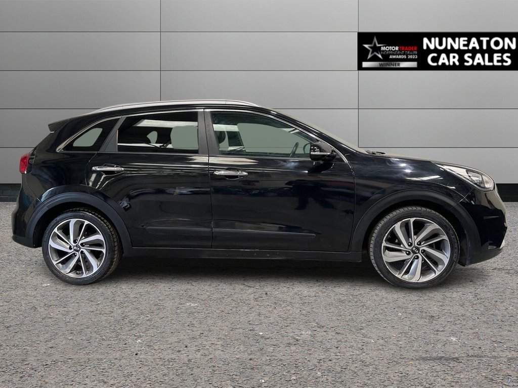 Used Kia Niro 2017 for sale - 76481489: Photo 2