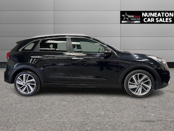 Used Kia Niro 2017 for sale - 76481489: Photo