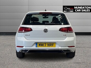 Used Volkswagen Golf 2017 for sale - 78350140: Photo