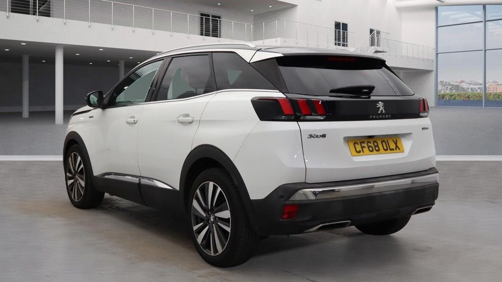 Used Peugeot 3008 2018 for sale - 76655043: Photo 3