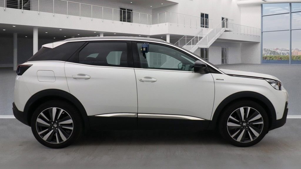 Used Peugeot 3008 2018 for sale - 76655043: Photo 5