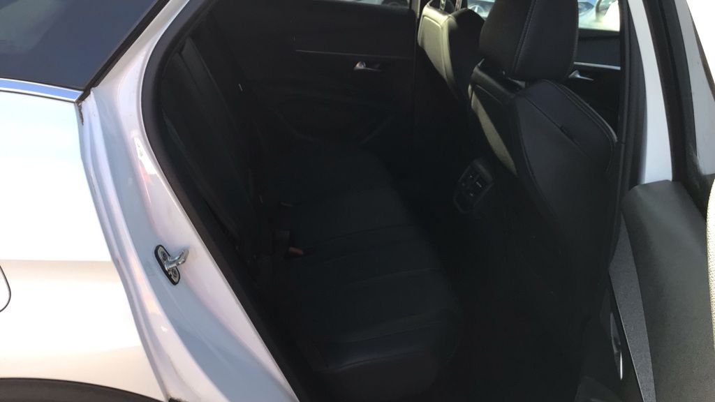 Used Peugeot 3008 2018 for sale - 76655043: Photo 8