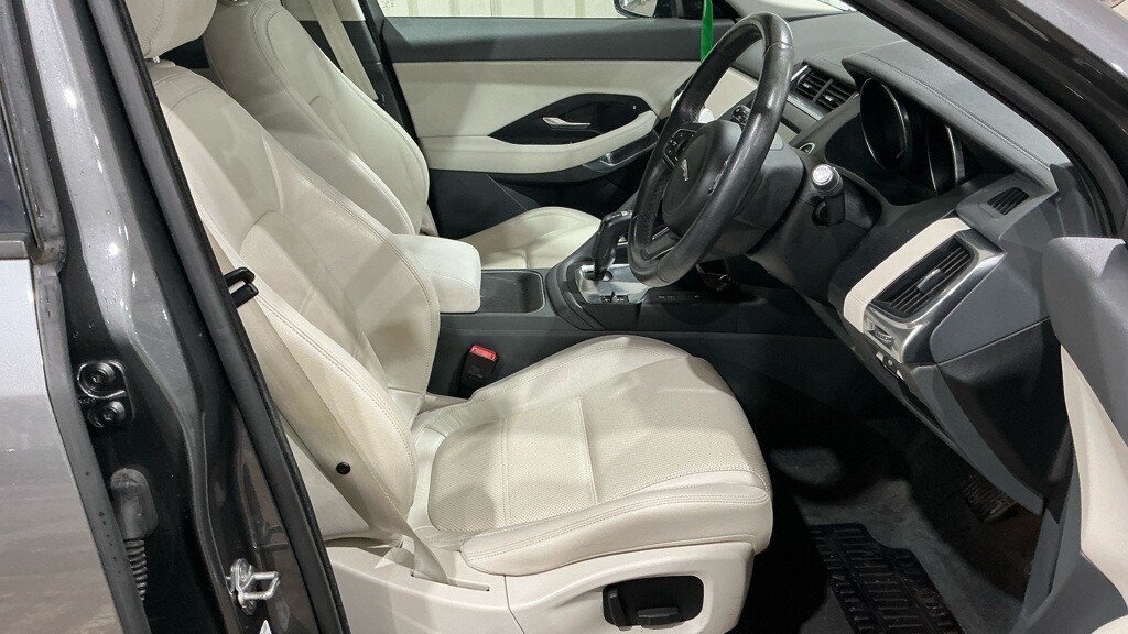 Used Jaguar E-Pace 2018 for sale - 77631858: Photo 14