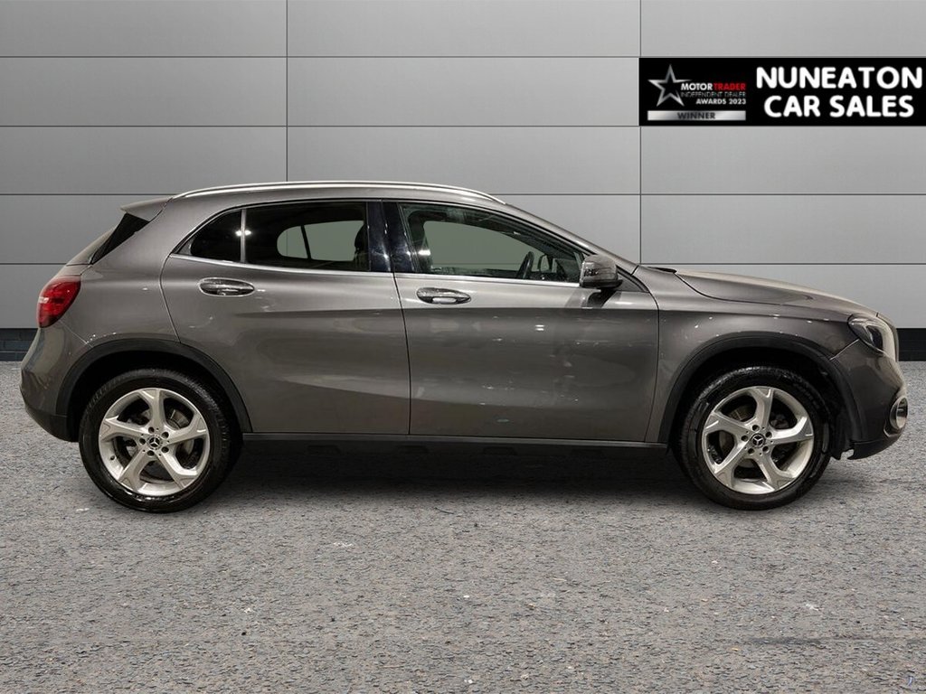 Used Mercedes-Benz GLA 2018 for sale - 76610299: Photo 2