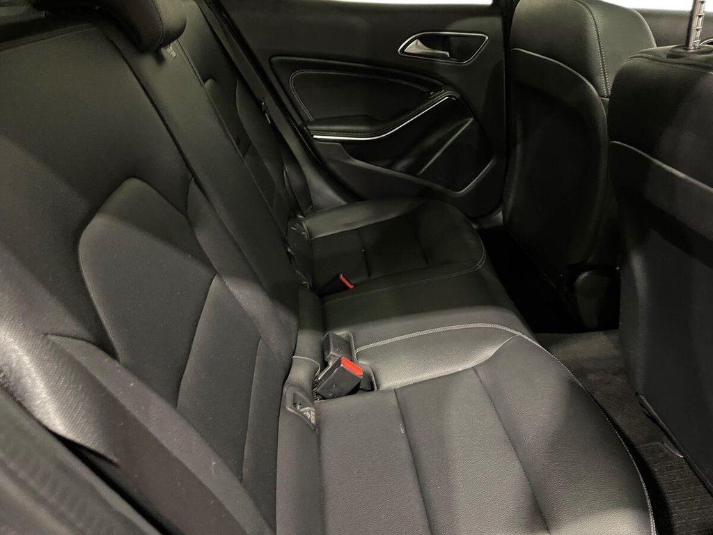 Used Mercedes-Benz GLA 2018 for sale - 76610299: Photo 28